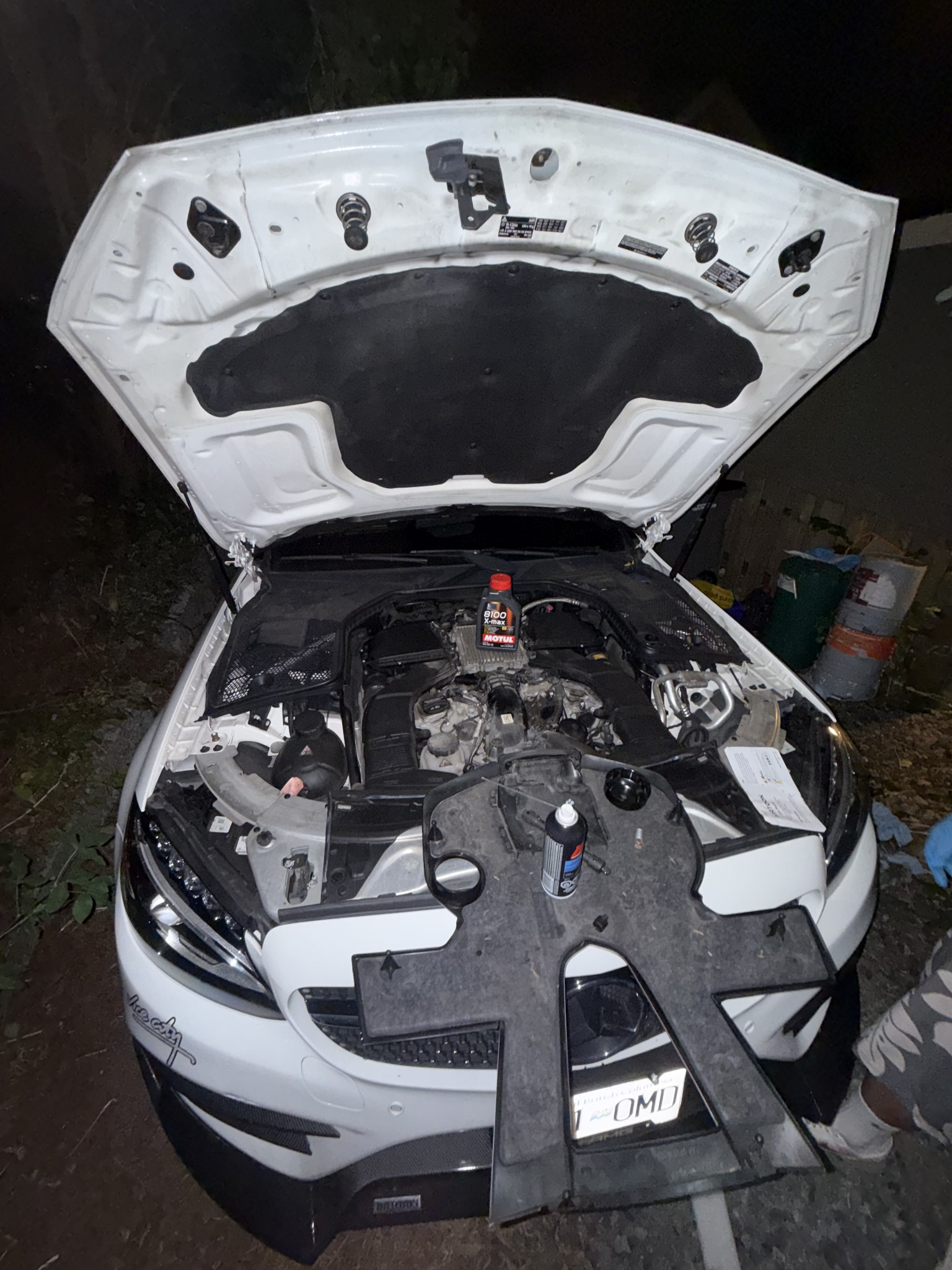 Mercedes oil service